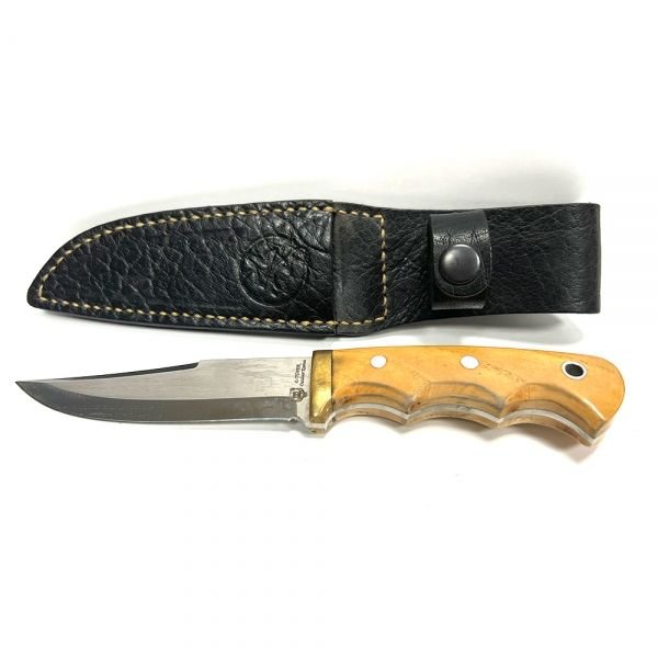 Ловен Нож с Кожена Кания 06 - Gold Handle